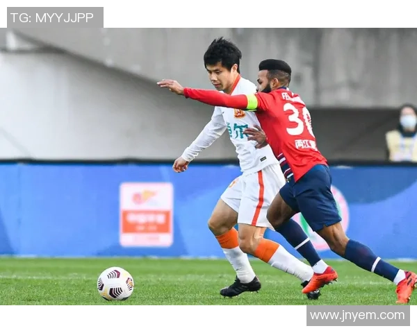 重庆篮球队意识争议引发热议球迷与专家观点碰撞激烈 重庆篮球队意识争议引发热议球迷与专家观点碰撞激烈