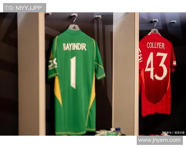 57号球衣足球明星的传奇故事与辉煌成就揭秘