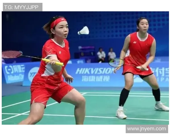 南京羽毛球队在选拔赛中以66分稳居积分榜首位展现强劲实力